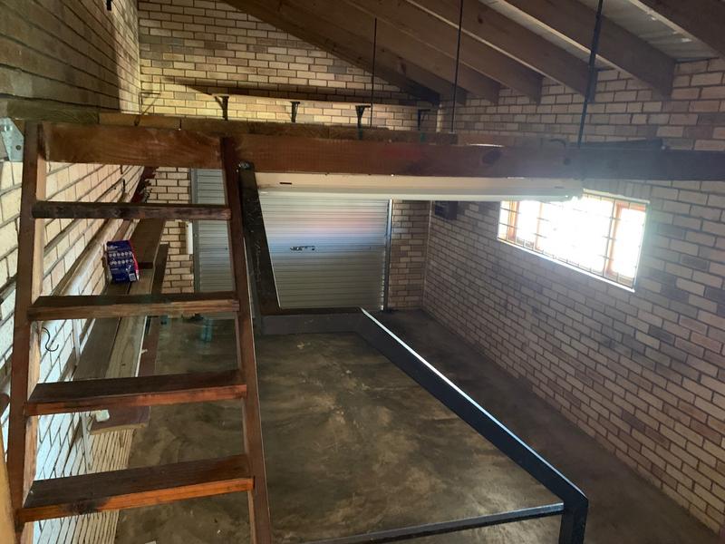 To Let 4 Bedroom Property for Rent in Noorsekloof Eastern Cape